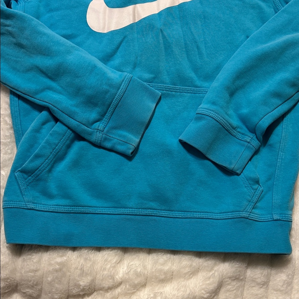 Nike Boys Sportswear Club Fleece Lined Pullover Hoodie Chlorine Blue - Picture 5 of 16